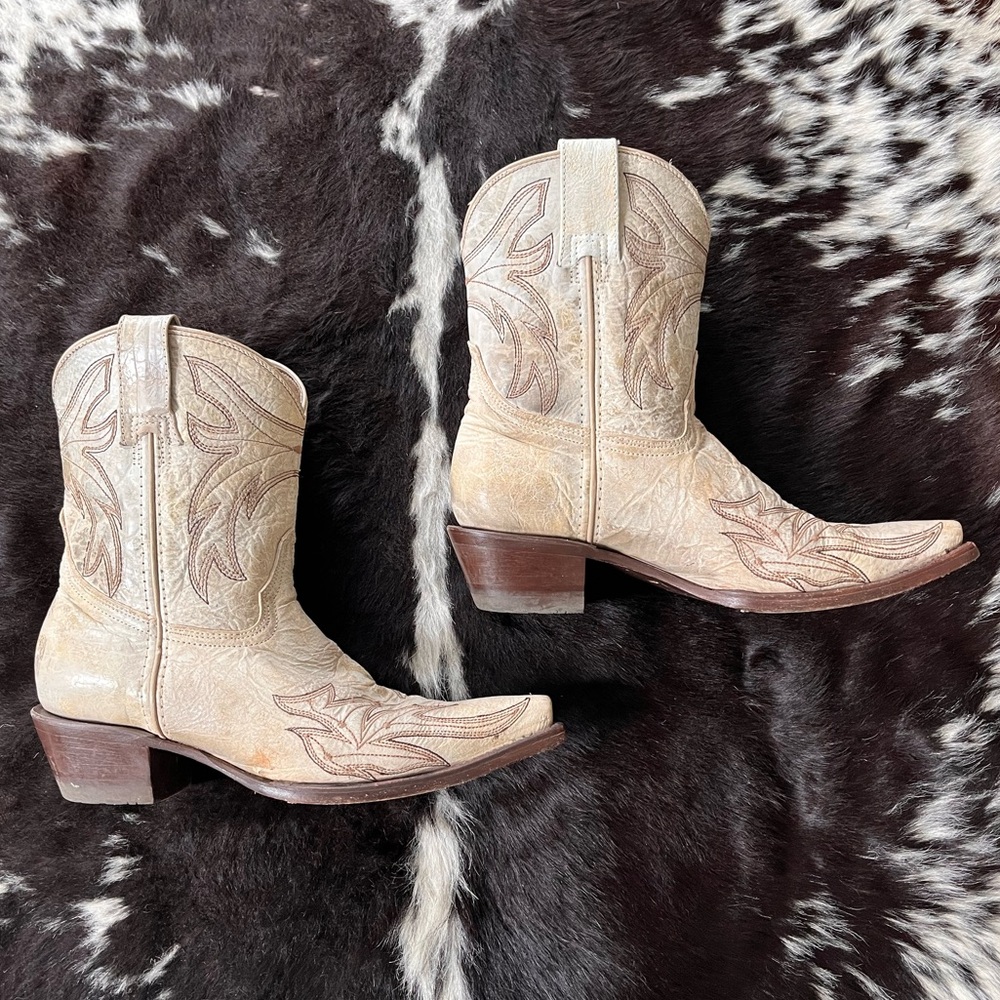 Rustic White Cowgirl Ankle Boots Women Size 10